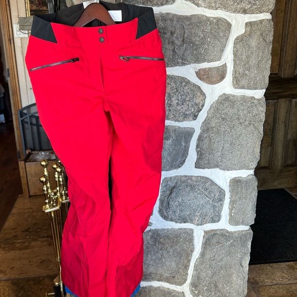Rossignol ski pants ! Almost new ! Worn a few times!size L fits like a M - Picture 2 of 5